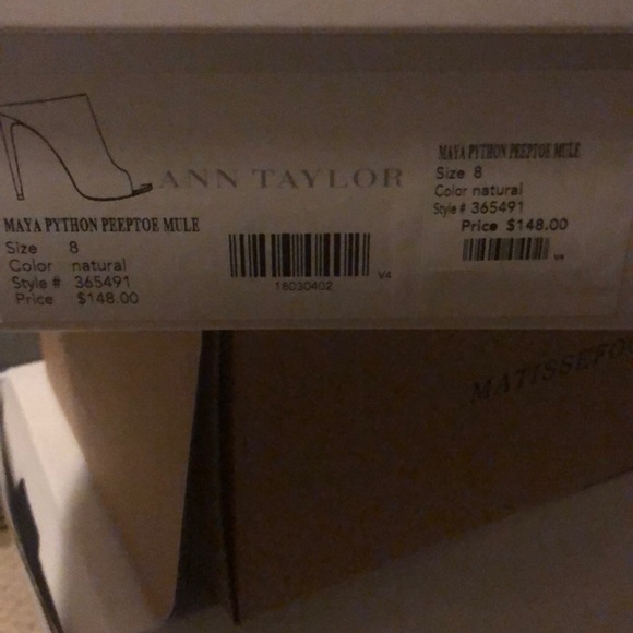 Dress for Success Shoes - Picture 5 of 5